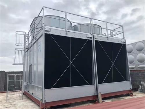 封閉式冷卻塔如何補(bǔ)水