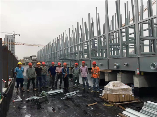 冷卻塔維修，在冷卻塔出現(xiàn)明顯漂水現(xiàn)象時怎么辦(冷卻塔大量耗水怎么回事)