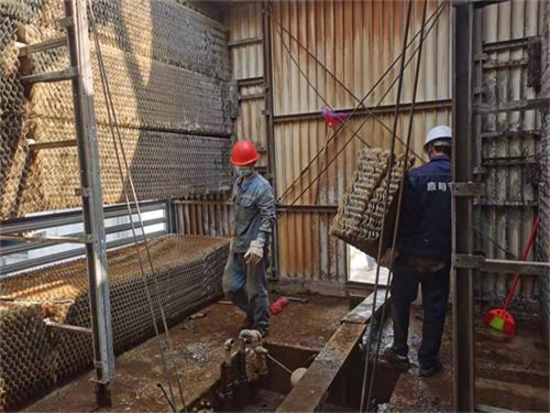 環(huán)境條件對逆流閉式冷卻塔傳熱的影響